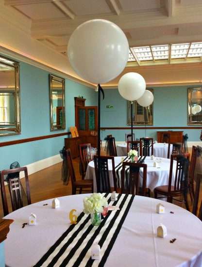 Balloon table centre pieces at Pendrell Hall