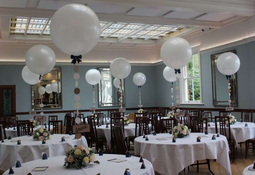 Giant balloon table centre pieces at Pendrell Hall Wolverhampton