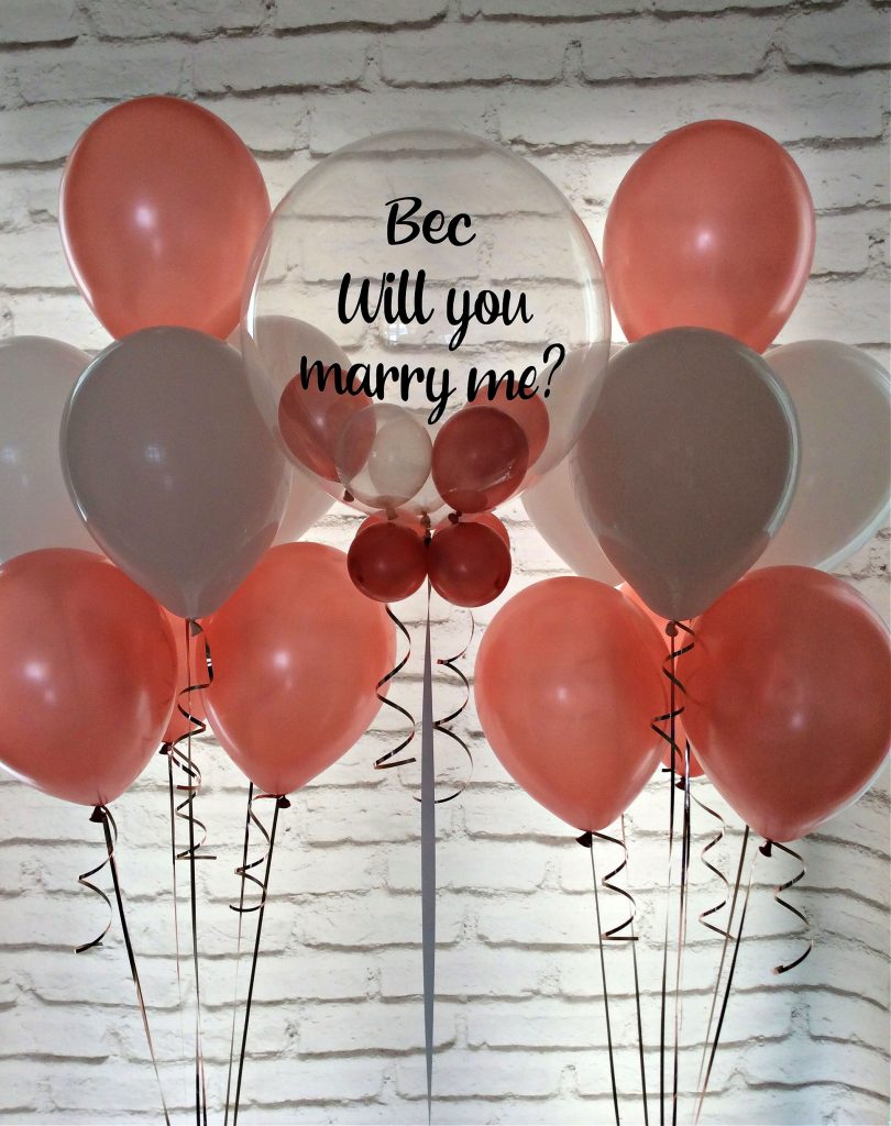 Will you marry me balloon display
