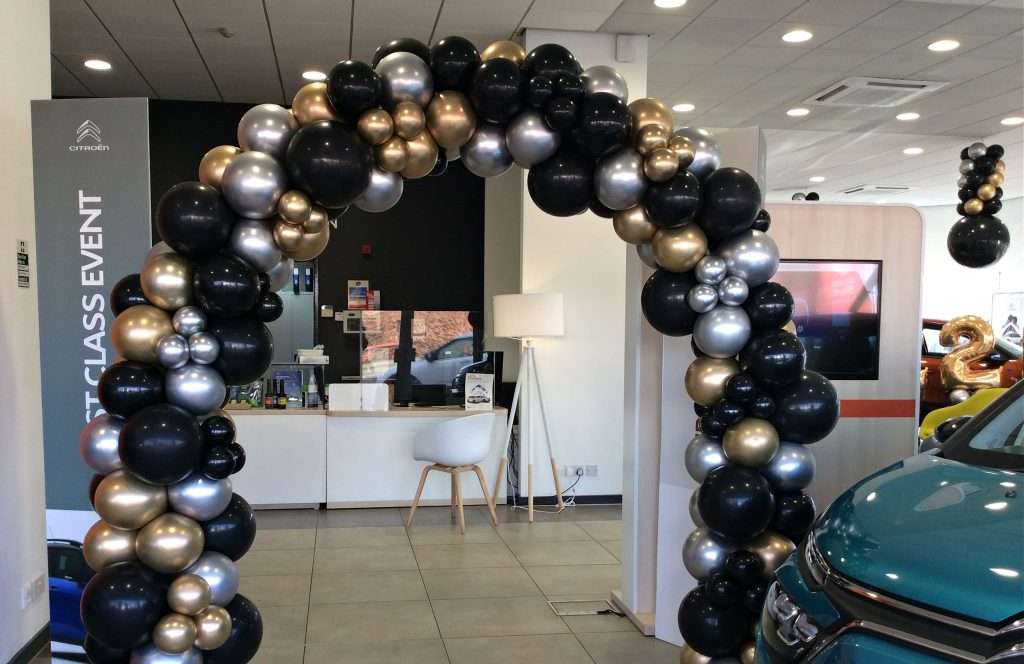Balloon arch for car showroom in Burton-on-Trent